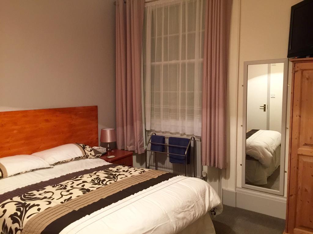 Bed and Breakfast The Wheatsheaf Wilton  Esterno foto